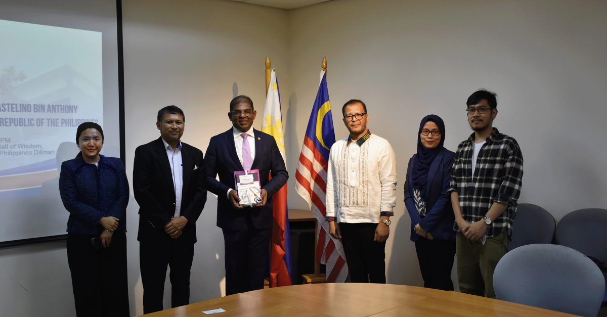 Malaysian Ambassador to PH Visits the UP Asian Center 